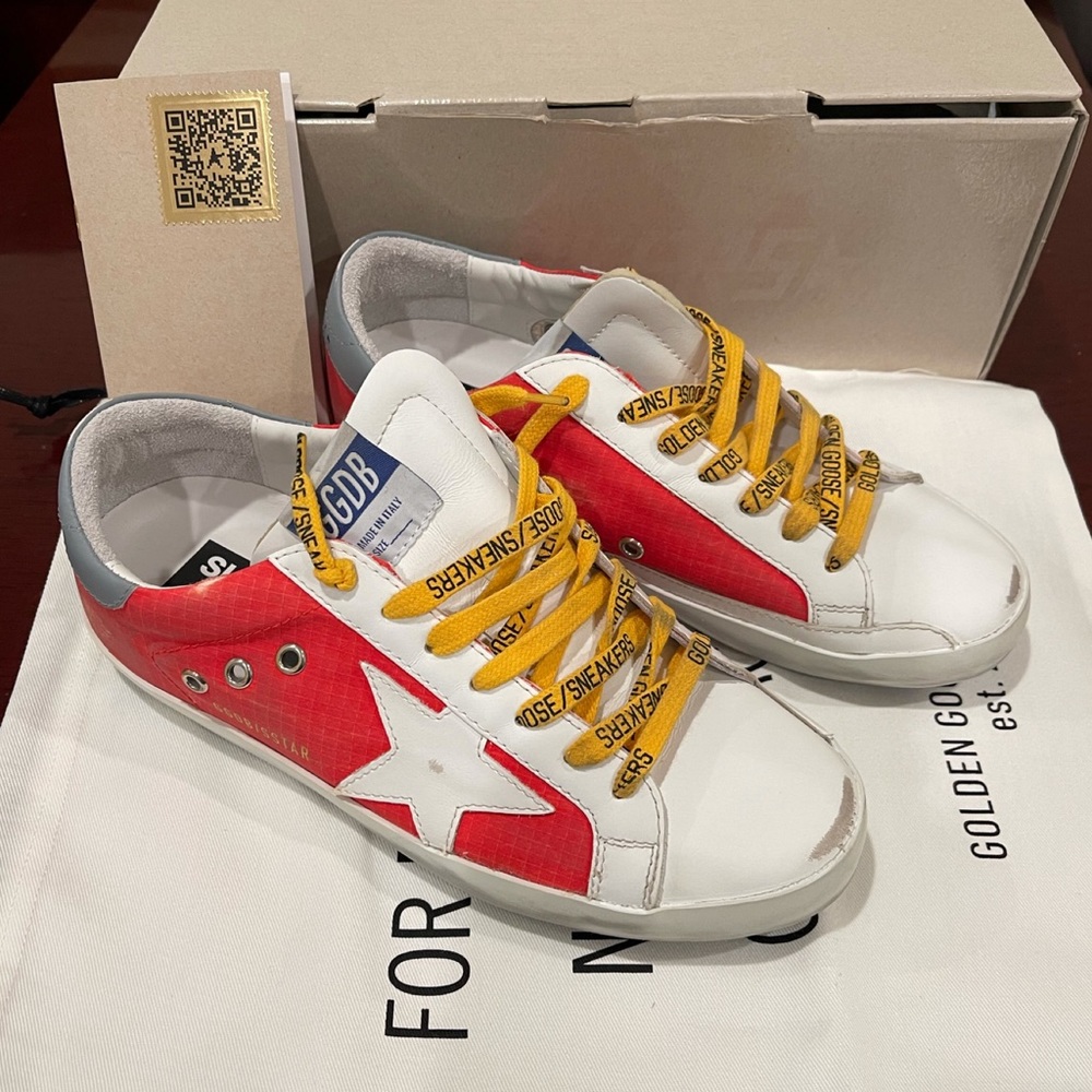 SALE!!! NIB Auth Golden Goose Superstar Size 39